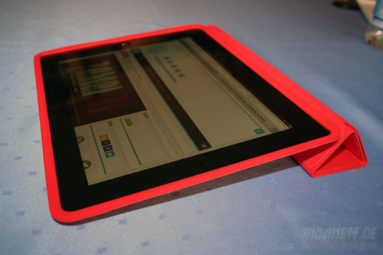 iPad Smart Case aufgeklappt