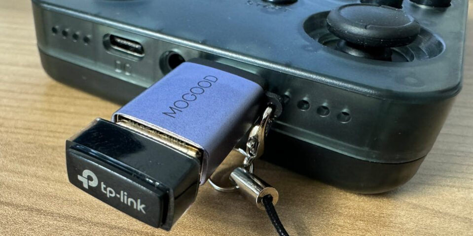 R36S mit WLAN-Adapter – Artikelbild